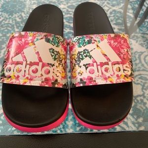 EUC womans adidas slides
